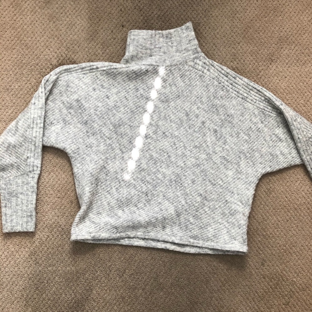 Grey crew wool sweater